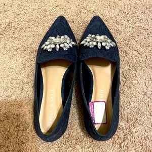 (SOLD) Navy flats